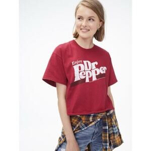 Dr. Pepper Women's Short Sleeve Logo Graphic Cropped Tee Red Small
